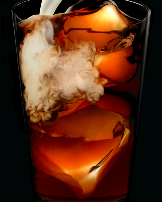 Cream pour into whisky