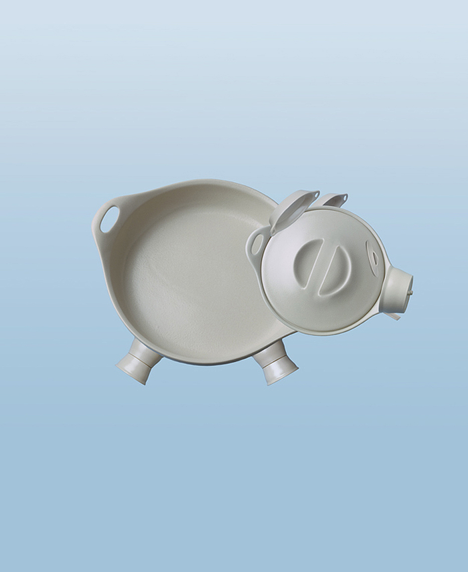 c Corningware pig